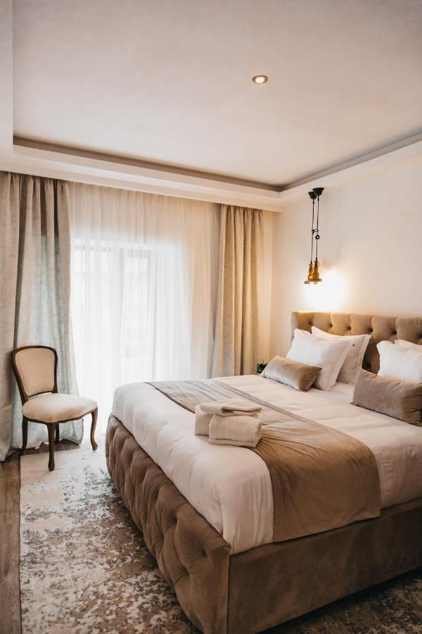 The Berg'S 2 Hotell Ocna Mures Eksteriør bilde